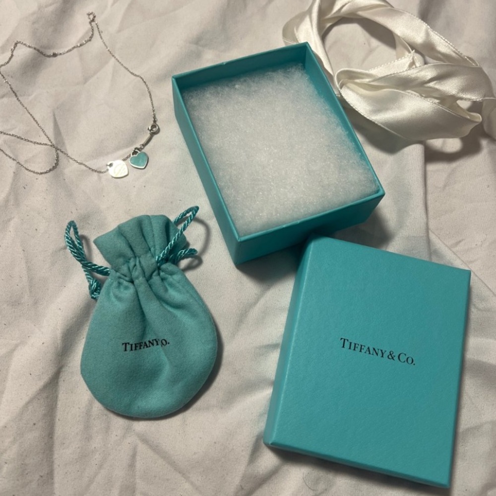 Tiffany & co double heart necklace